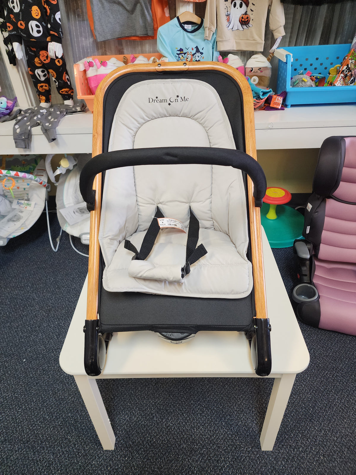 Dream On Me Rock with Me 2-in-1 Baby Rocker Seat Natural Wood Gray - Image 6